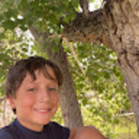 Meet your Posher, Max - Picture 1 of 1